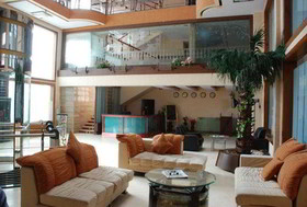 Golden Metro Hotel