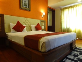 Golden Metro Hotel