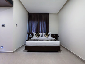 Grand Premier Suites By OYO Rooms
