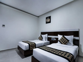 Grand Premier Suites By OYO Rooms