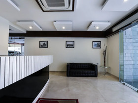 Grand Premier Suites By OYO Rooms