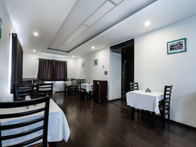Grand Premier Suites By OYO Rooms