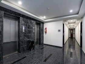Grand Premier Suites By OYO Rooms