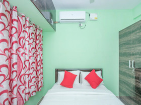 Green leaf International Comforts