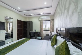 Greenwood Premier Suites