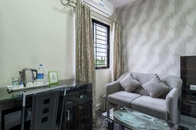 Greenwood Premier Suites