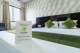Greenwood Premier Suites