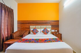 Greenwood Xpress by Fabhotel