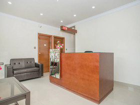 High Street by OYO Rooms