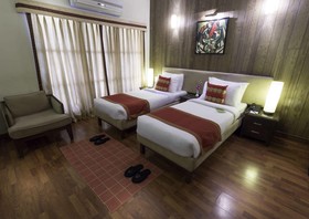 HM Suites & Studios