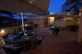 HM Suites & Studios
