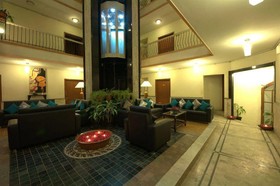 HM Suites & Studios