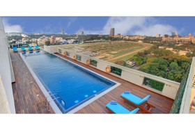 Holiday Inn Express & Suites Bengaluru Racecourse