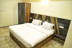 Hotel Aaryan Comforts