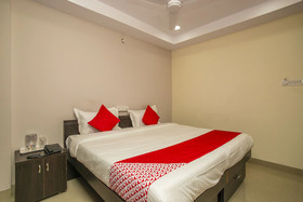 Hotel Amster Inn By OYO Rooms