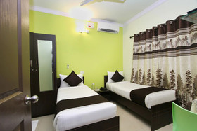 Hotel Ashberry By OYO Rooms
