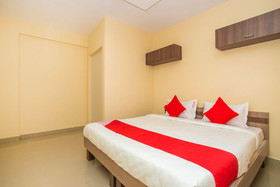 Hotel Blueberry by OYO Rooms