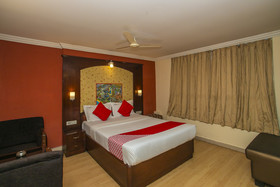 Capital O 19227 Hotel Classic Comfort