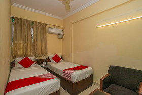 Capital O 19227 Hotel Classic Comfort