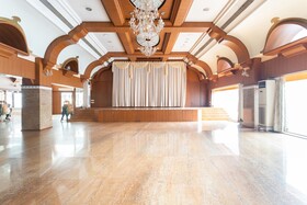 Hotel Crystal Castle by OYO Rooms