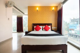 Hotel Crystal Castle by OYO Rooms