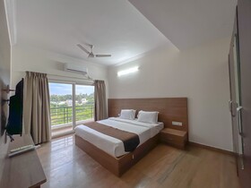 Hotel Elite by Agira