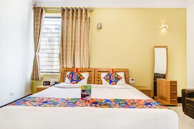 Hotel Emara Grand By FabHotel