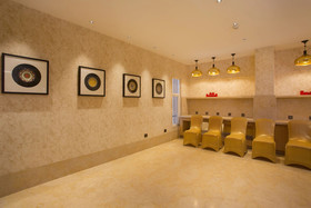 Hotel Fountain Tree By TGI