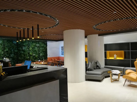 Hotel Fountain Tree By TGI