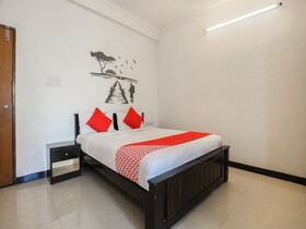 Hotel GMR 18 Grand by OYO Rooms