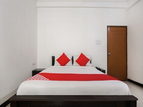 Hotel GMR 18 Grand by OYO Rooms
