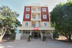 Hotel Home Comforts by OYO Rooms