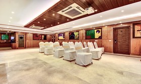 Hotel La Prosperite by OYO Rooms