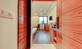 Hotel La Prosperite by OYO Rooms