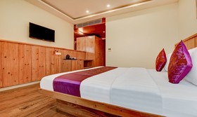 Hotel La Prosperite by OYO Rooms