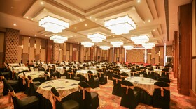 Hotel Leroy Grand - Yeshwanthpur