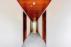 Hotello Whitefield by OYO Rooms