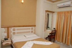 Hotel Manasa Paradise