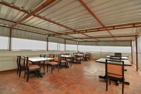 Hotel Manu Residency by OYO Rooms