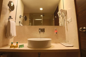 Hotel Monarch Stays