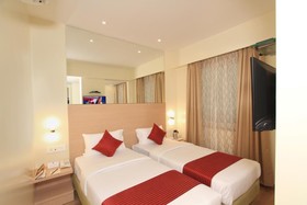 Hotel Nandhana Regent