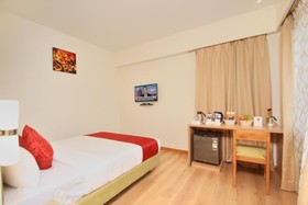 Hotel Nandhana Regent