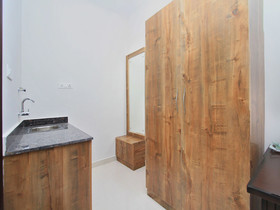 Hotel Royal Residence by OYO Rooms