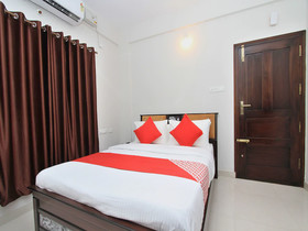 Hotel Royal Residence by OYO Rooms