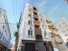 Hotel Royal Residence by OYO Rooms
