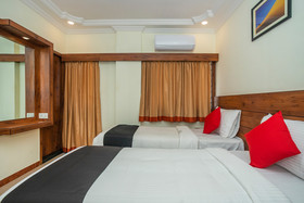 Hotel Savi International by OYO Rooms