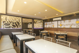 Hotel Savi International by OYO Rooms