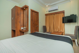 Hotel Savi International by OYO Rooms