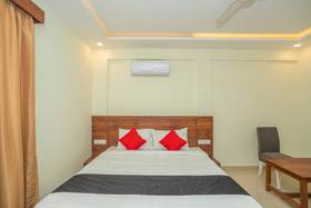 Hotel Savi International by OYO Rooms