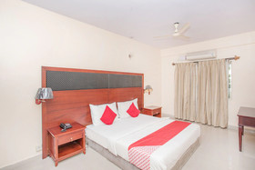 Hotel Sea Pearl by OYO